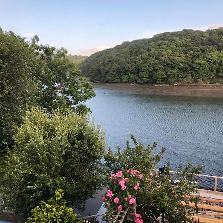 Beautiful 1-Bed Riversi Cottage Located In Malpas Truro Extérieur photo