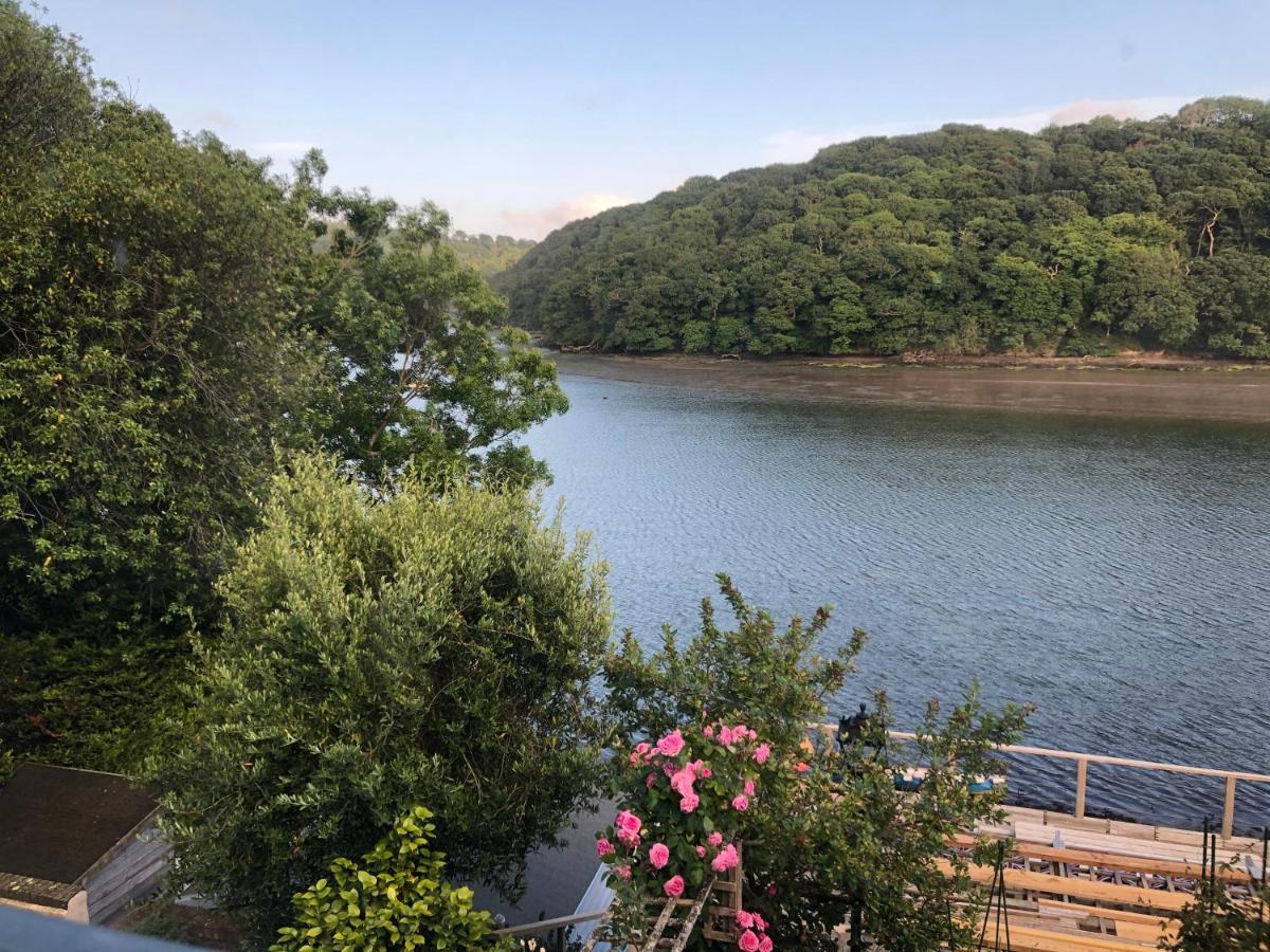 Beautiful 1-Bed Riversi Cottage Located In Malpas Truro Extérieur photo